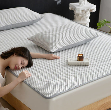 Literie de refroidissement Ensemble de trois pièces Polyéthylène Ice Silk Lavable Cool-feel Bed Mat