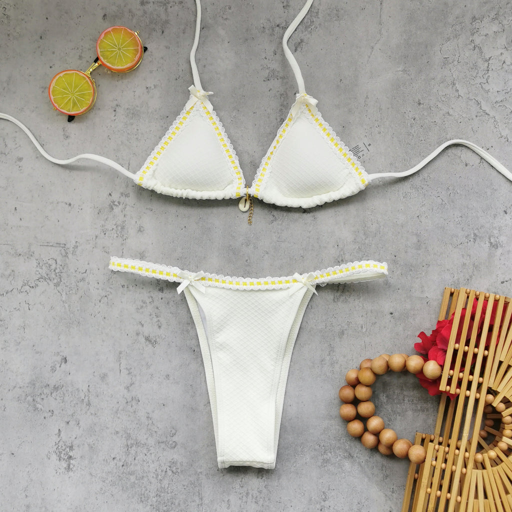 Maillot de bain bikini trois-pièces taille basse