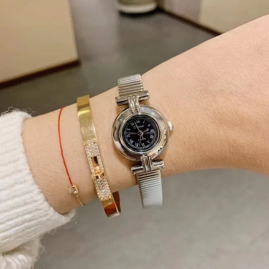 Fashionable Tendance Quartz Montre Rétro Lampe Luxueuse Montre Femme