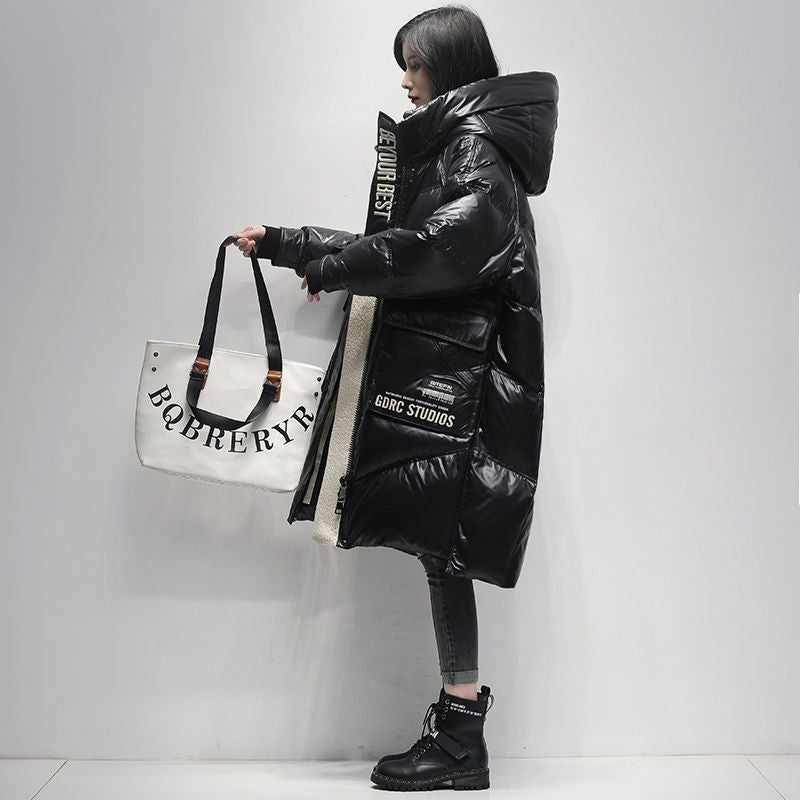 Veste noire polie de bas pour femme de taille moyenne