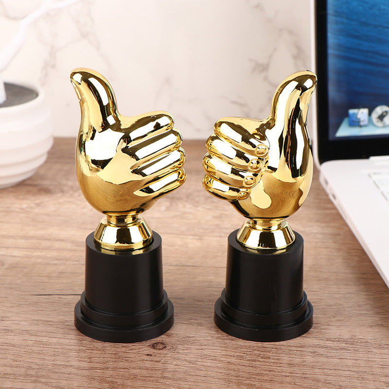 Mini trophée en plastique ornement pour les enfants