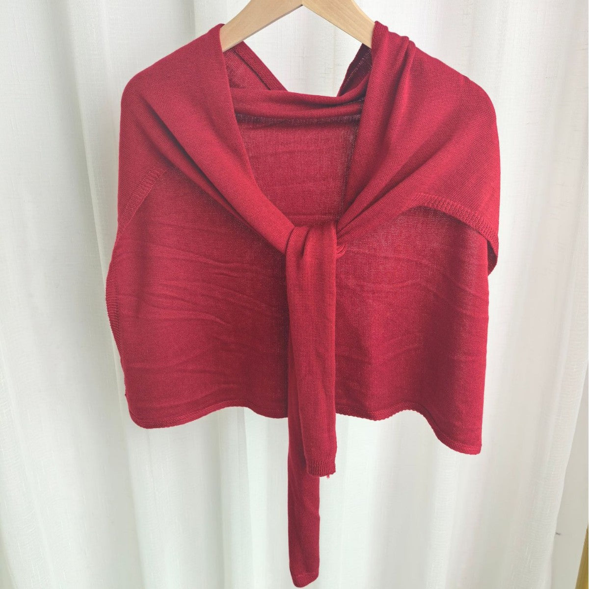 Châle tricoté polyvalent de couleur solide pour la superposition