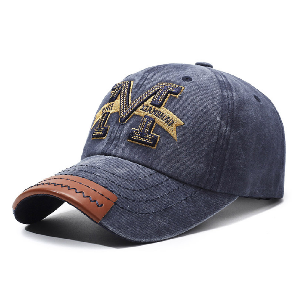 The fashionable men's retro-style three-dimensional embroidered M-letter base