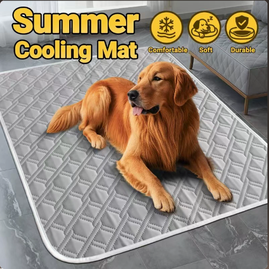 Matelas de refroidissement de la soie glacée pour chien