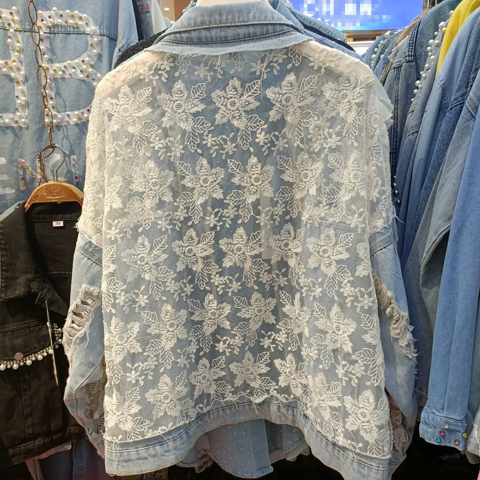 Veste de denim mode polyvalente en mesh brodée