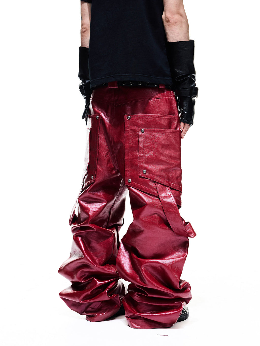 Rouge Plaqué en métal liquide Tridimensionnel sur mesure Rivet-détails Pantalon de bois de bois