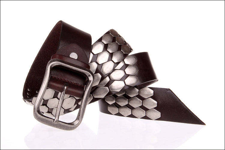 Full-grain tanned leather belt