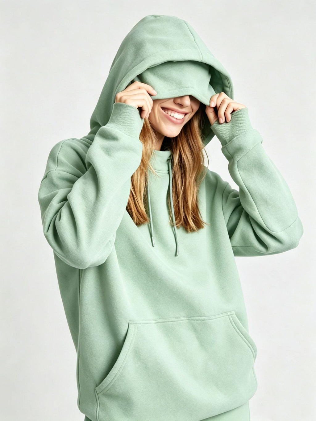 Habillement des femmes en pull occasionnel en couleur solide