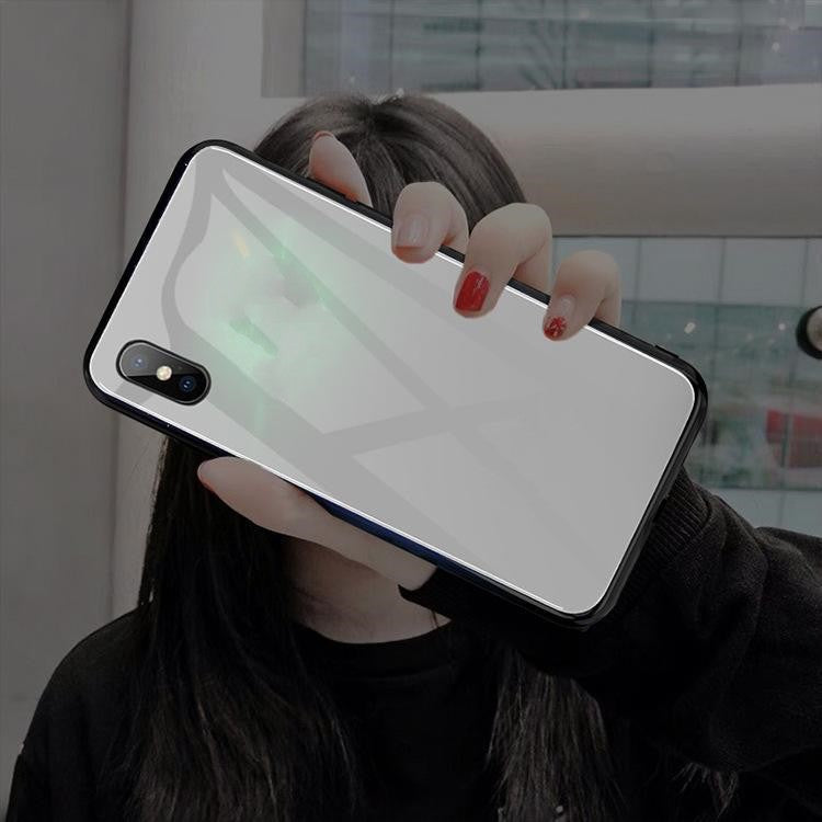 Cas de téléphone en verre lumineux simplicité et créativité