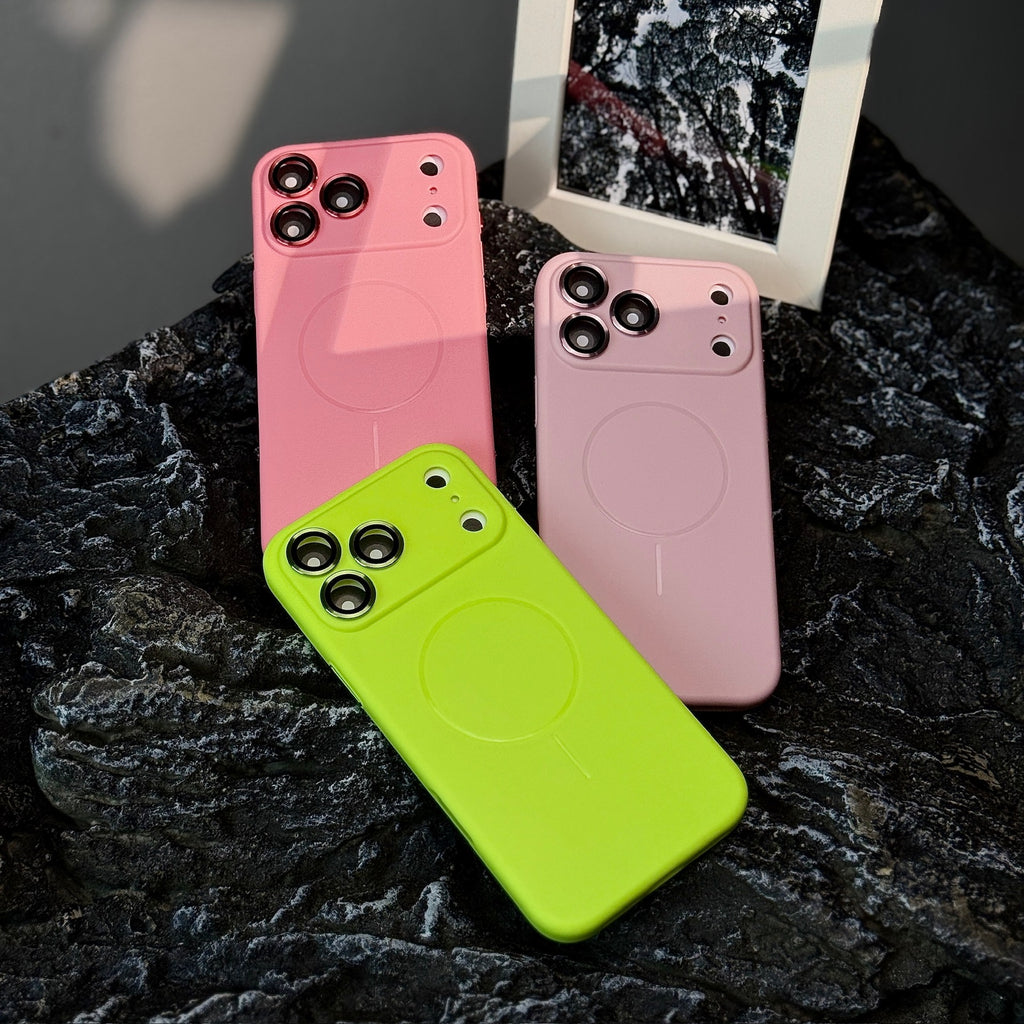 Skin Frosted Feeling Magnetic Suction Telephone Case Protecteur Lens All-inclusive Drop-resista