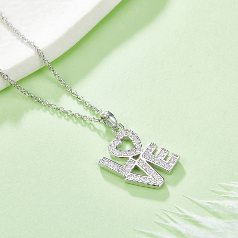 S925 Collier d'amour en argent 1.7g Moissanite