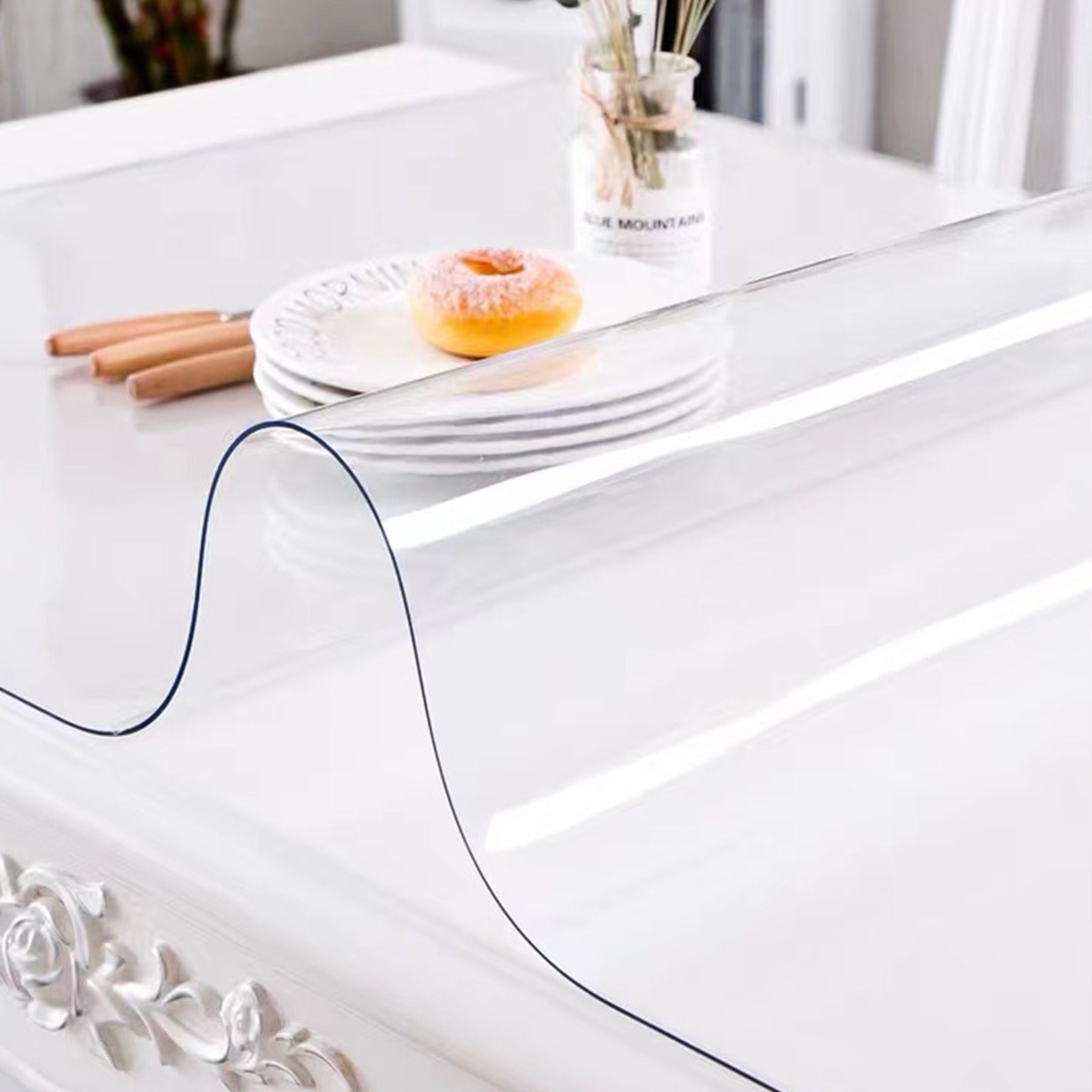 Protecteur de table transparent -1,5mm Épaisseur étanche Couverture de table en PVC résistant pour Dinin
