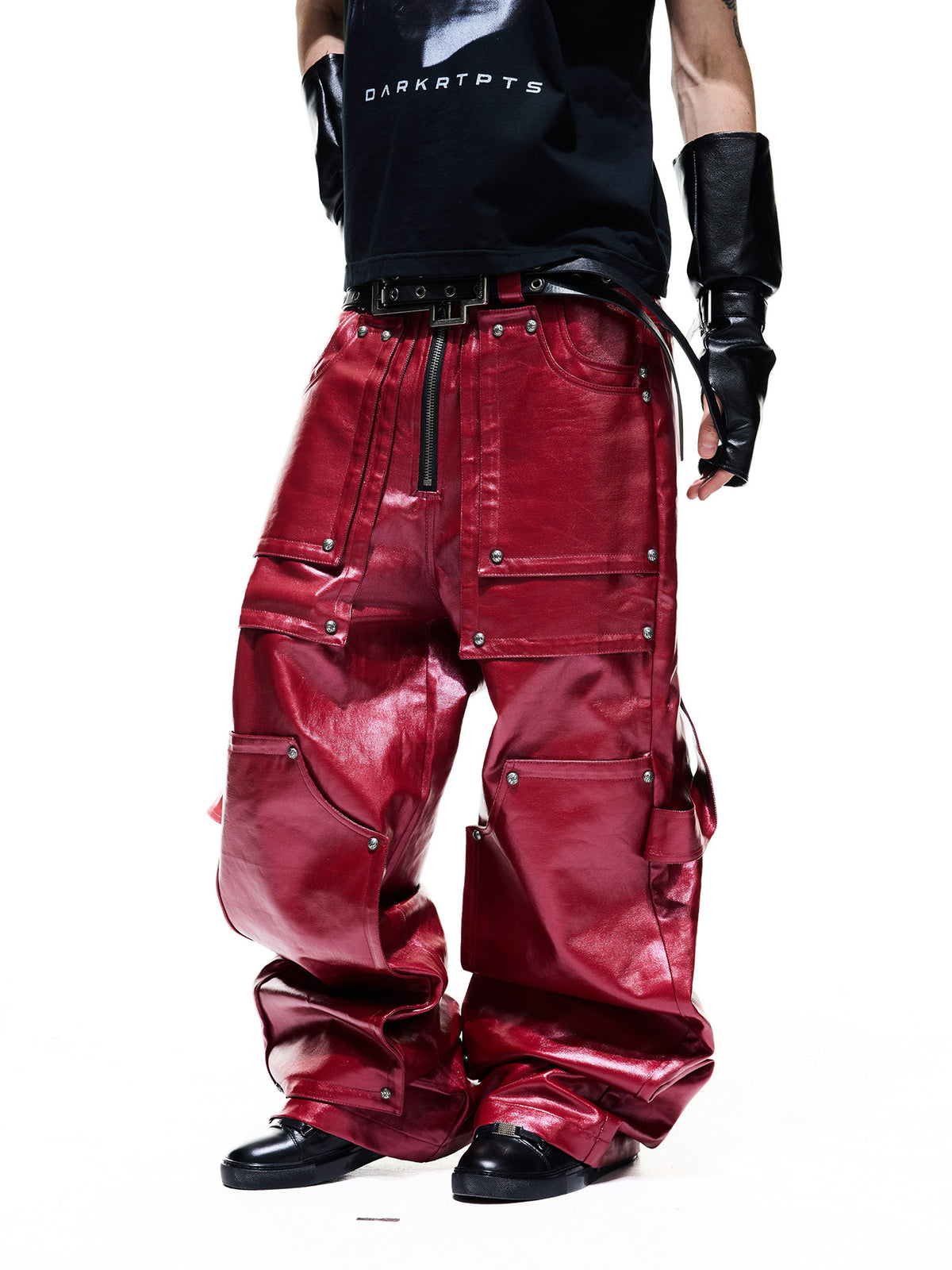 Rouge Plaqué en métal liquide Tridimensionnel sur mesure Rivet-détails Pantalon de bois de bois
