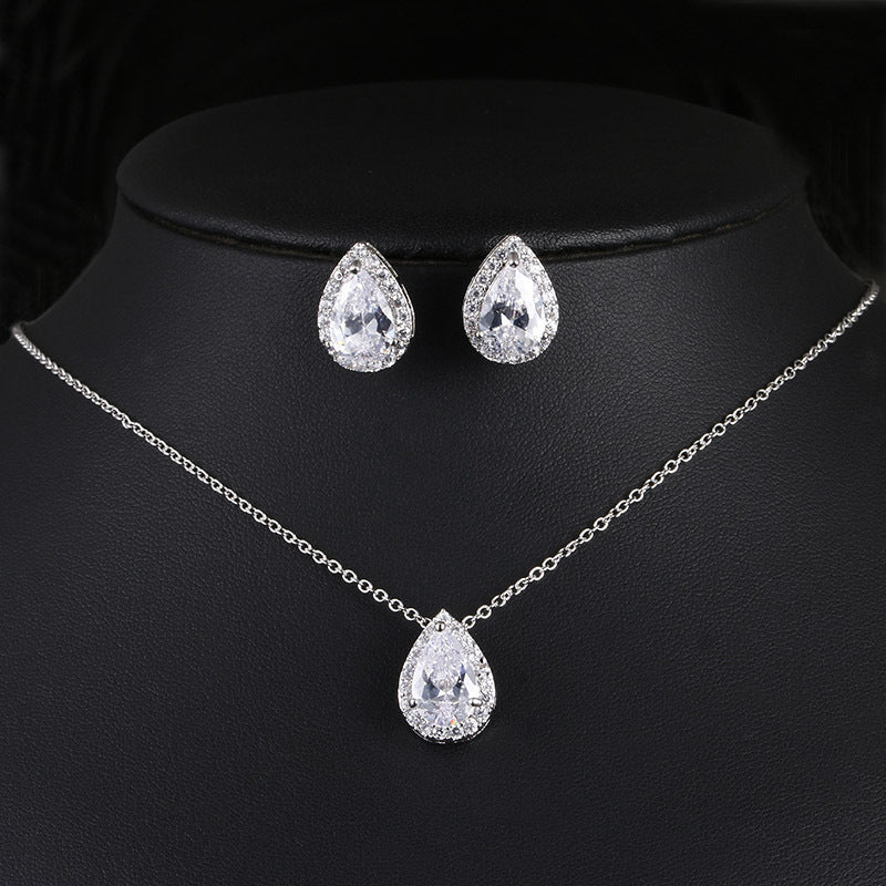 Boucles d'oreilles de collier en pierre gemme de goutte d'eau
