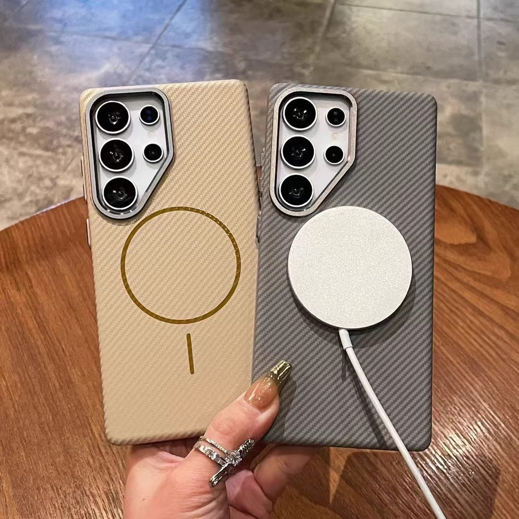 Coque de téléphone Fibre de carbone Fine Circle Aspiration magnétique S24ultra Kevlar Résistance à la chute