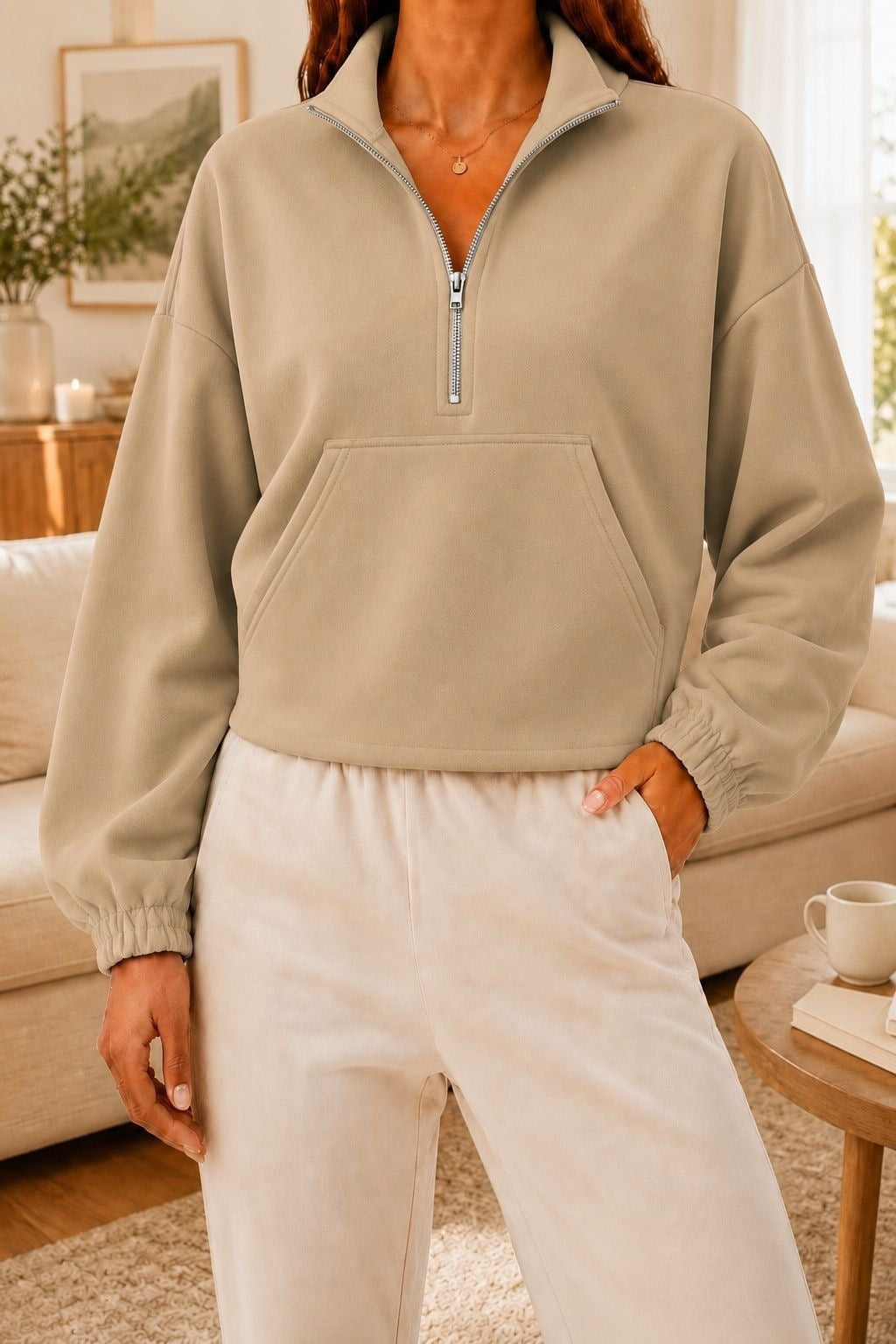 Hoodie de lapelle à half-zip avec un ajustement relaxant et des manches longues