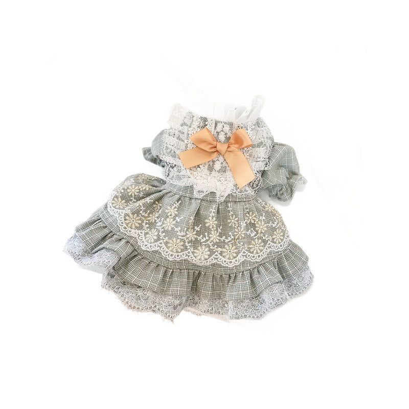 Jupe en dentelle pour petit chien de style court
