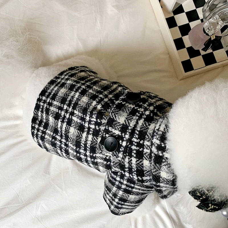 Vêtements de chien de printemps et d'automne noir et blanc