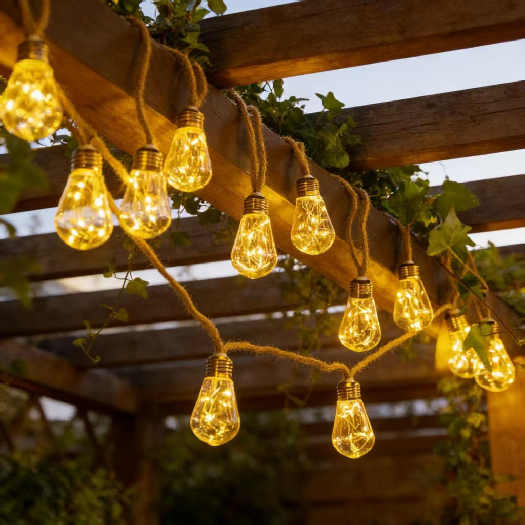 Lumières extérieures à chaîne de chanvre à propulsion solaire