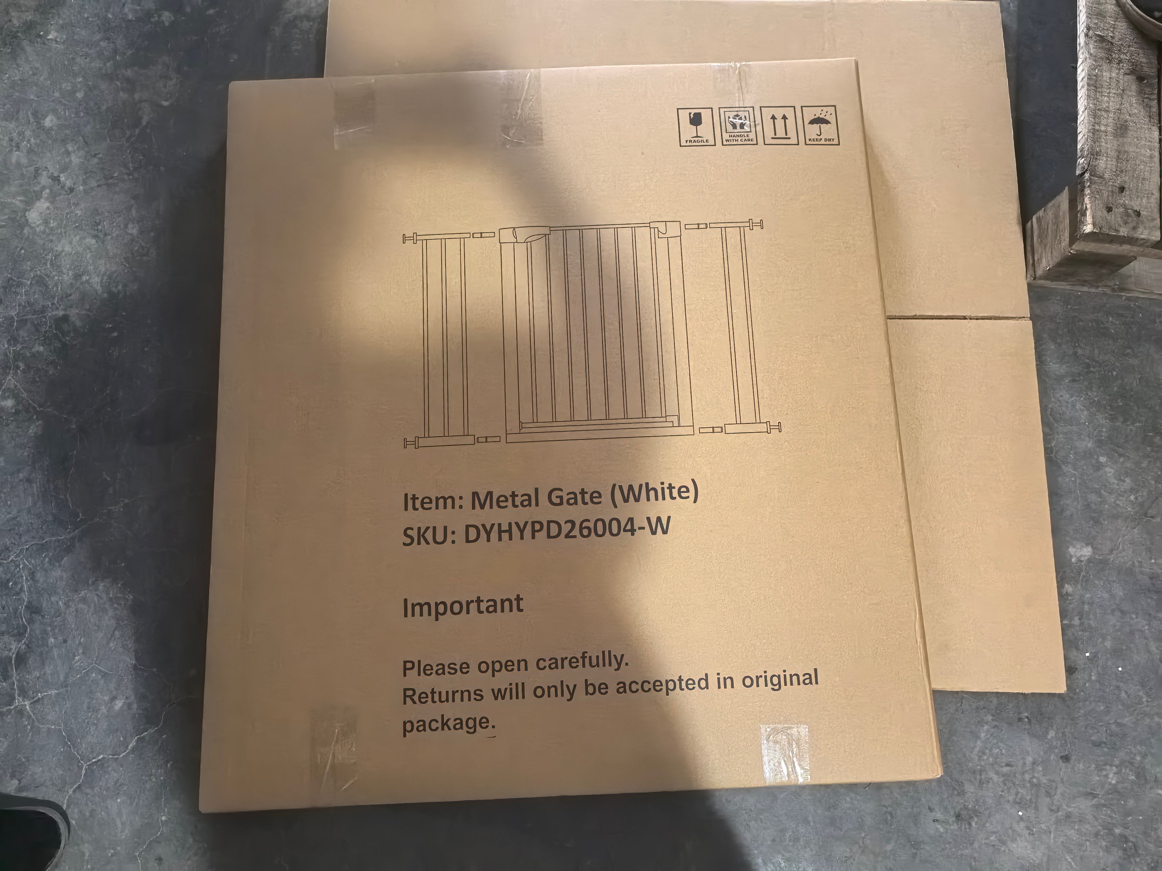 29,5-45,3" Wide Baby Gate avec protecteur mural pour escaliers