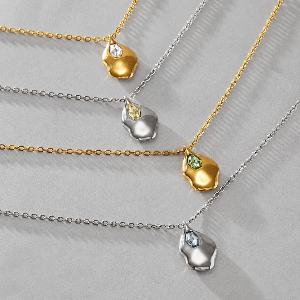 Collier en acier de titane Zircon coloré avec une sensation de luxe légère