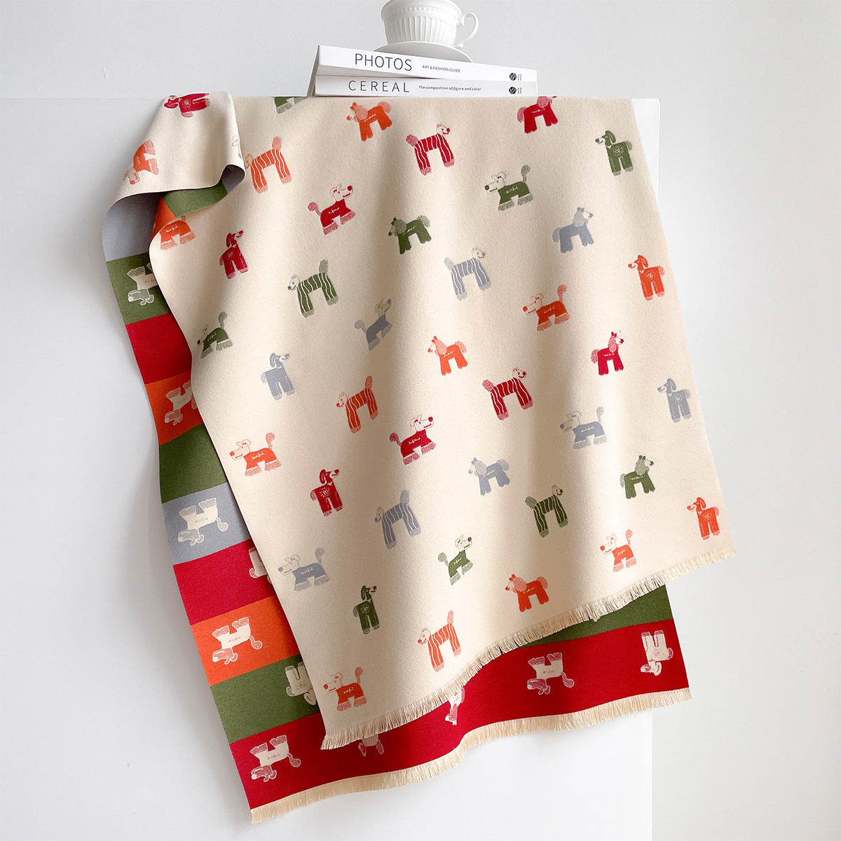 AutomneHiver Caricature Curly Puppy Jacquard Scarf