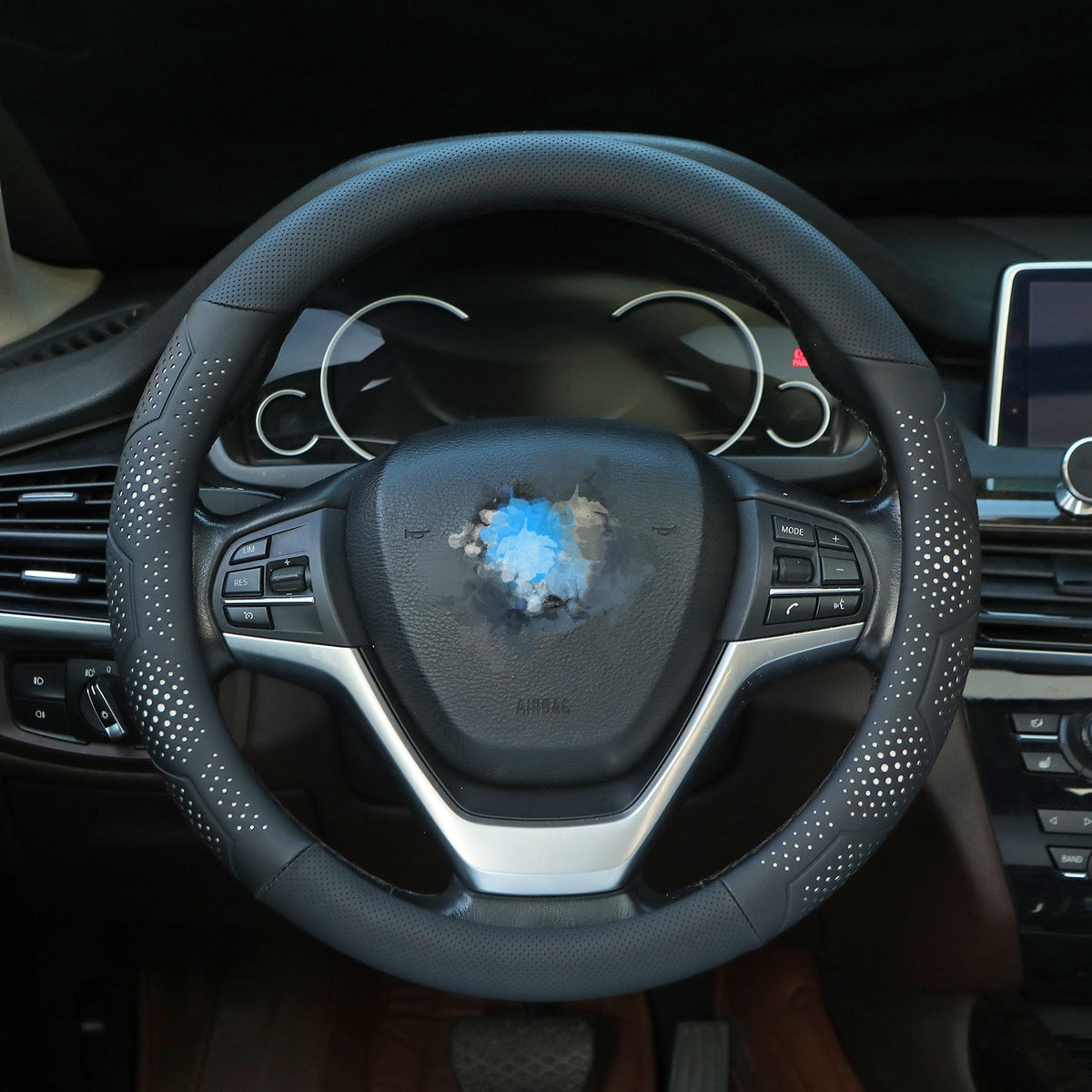 Sporty Fashion Car Steering Wheel Cover in Elastic Leather
