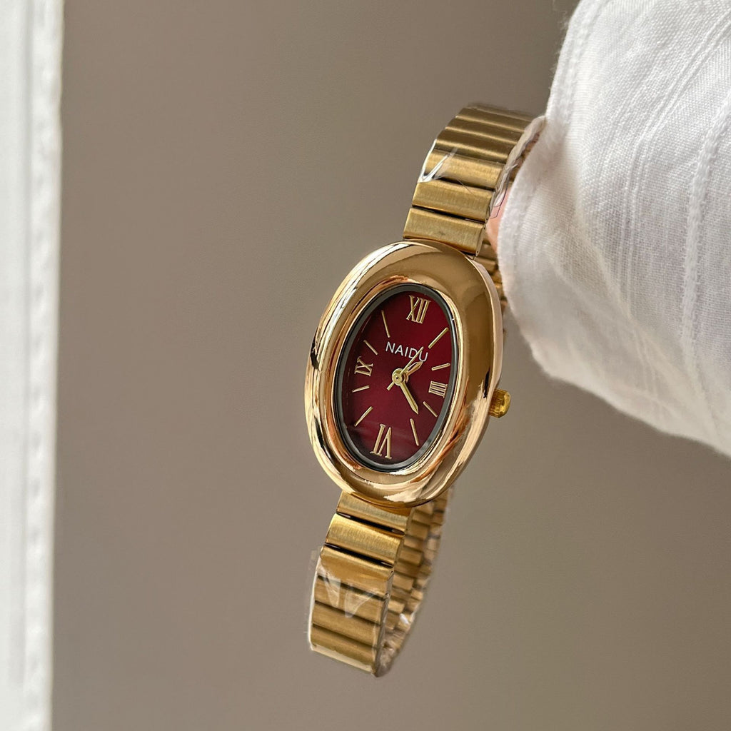Élégante, sophistiquée et subtilement luxueuse Rétro femme Wristwatch
