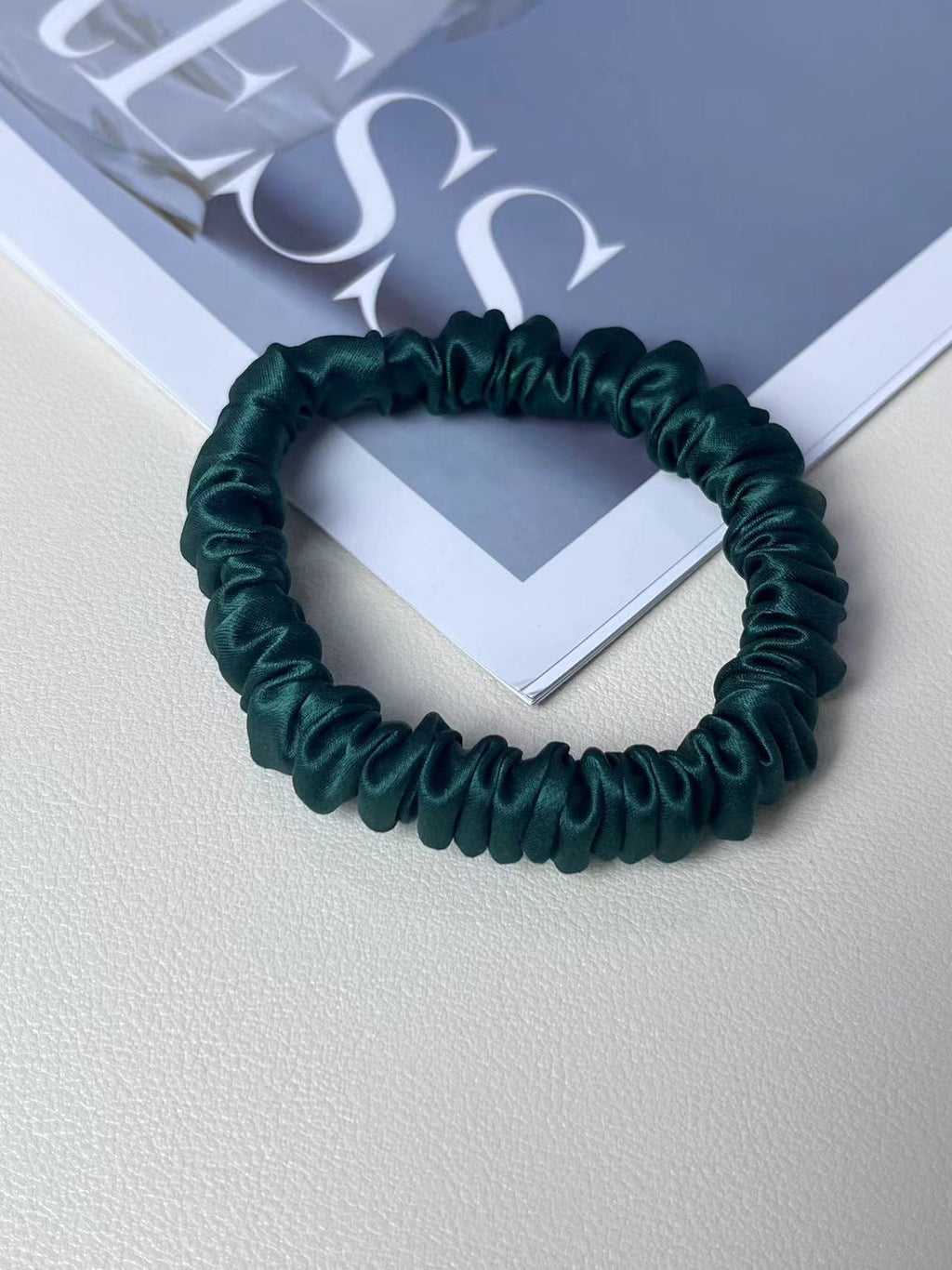 Silk Little Hair Ring Silk Satin Large Intestine Ring ne fait pas de mal à la corde des cheveux traceless