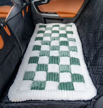 Tapis de voiture en peluche de coussin épais