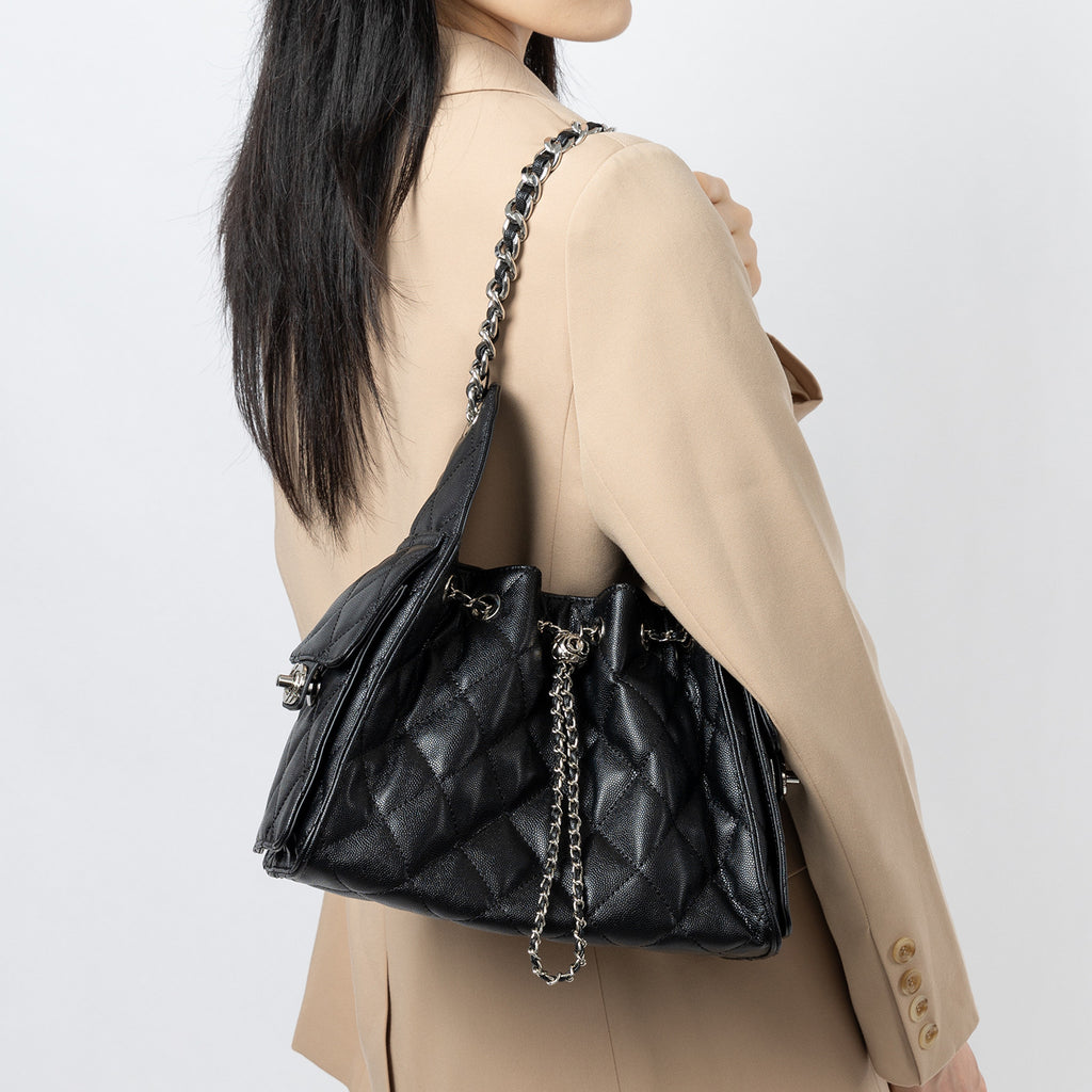 Sac d'épaule en cuir véritable en caviar avec un design diamanté