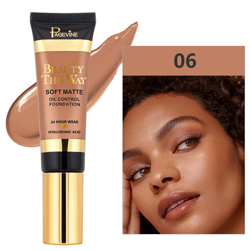 Pore Minimisant Concealer qui délivre une hydratation longue durée Et une finition radieuse