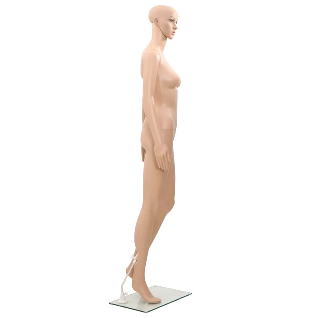 Mannequin femelle Un mannequin masculin A