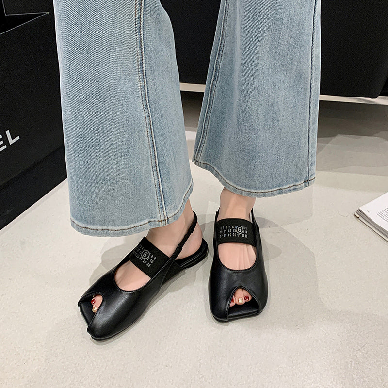 Early Spring Niche Minimalist Fermé Peep Toe Chaussures Femmes Mode Versatile Plat Sans dos