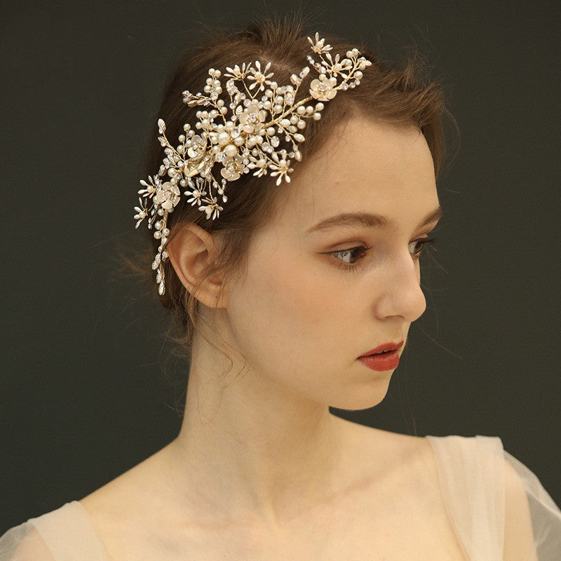 Coiffure de mariée Coiffure faite à la main Carson Tiède côté femme