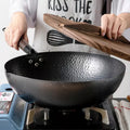 32CM Ménage en fer pur Wok en fonte non enduit pour cuisinières à induction de gaz