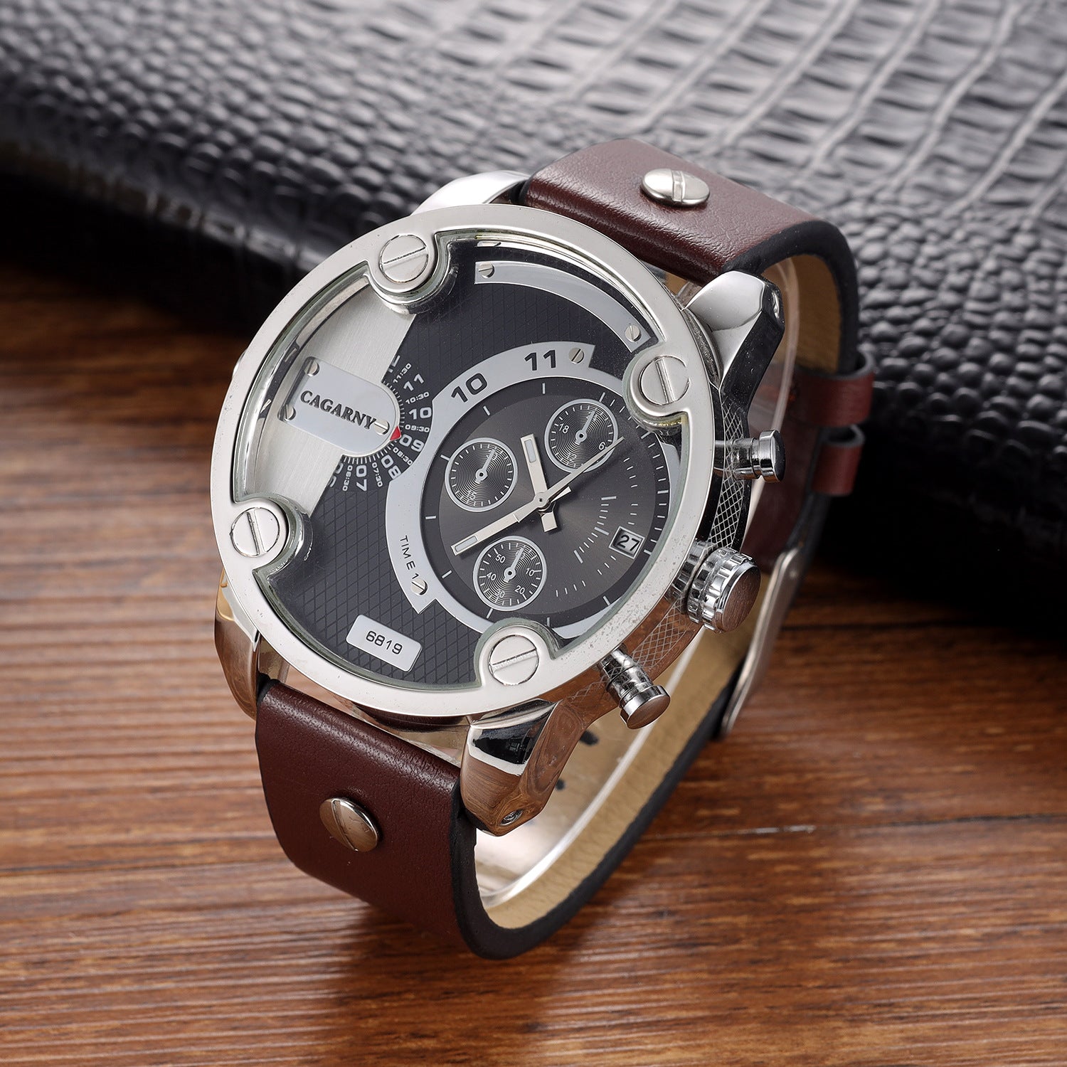 Grande Cadran Montres Quartz Calendrier Ceinture Style Montres Wrist Homme