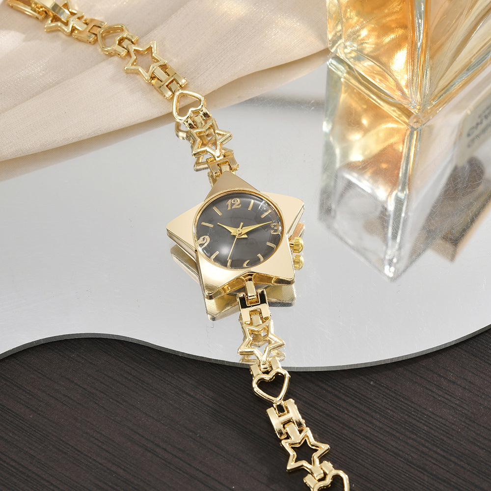 Élégant Edgy mais doux montre les femmes avec une étoile et le cœur en chaîne quartz Montre