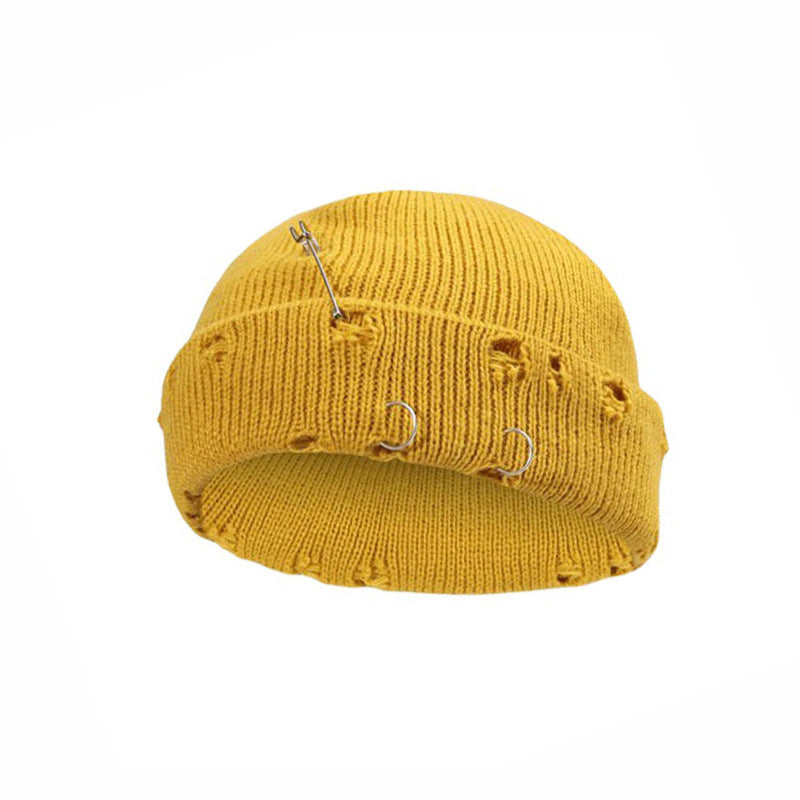 Bonnet en tricot à épingles en fer