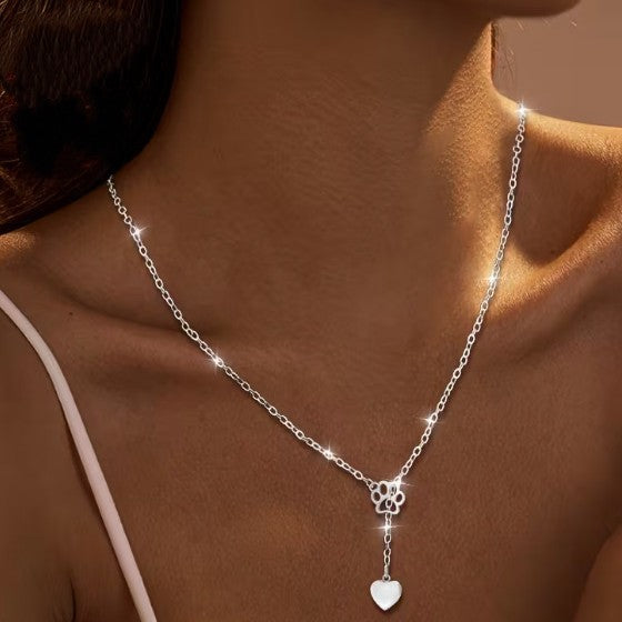 Collier de coeur en forme de pince de chat en carré pour les femmes