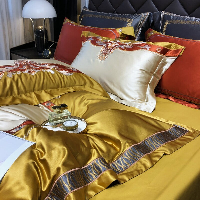 Brocade Broded Bedding Four-Piece Set