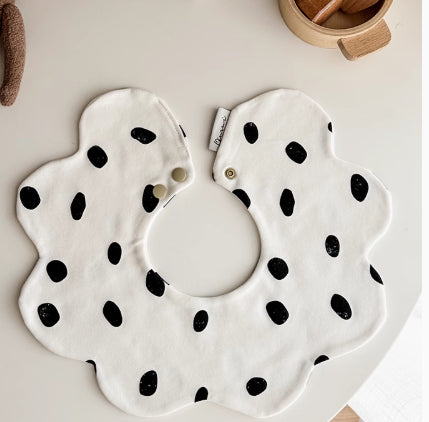 Super doux en coton peigné bébé tache de lait prévenir les pétales bib