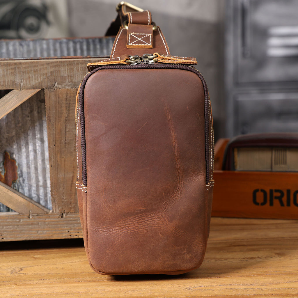 Sac de poitrine en cuir plein-grain pour homme