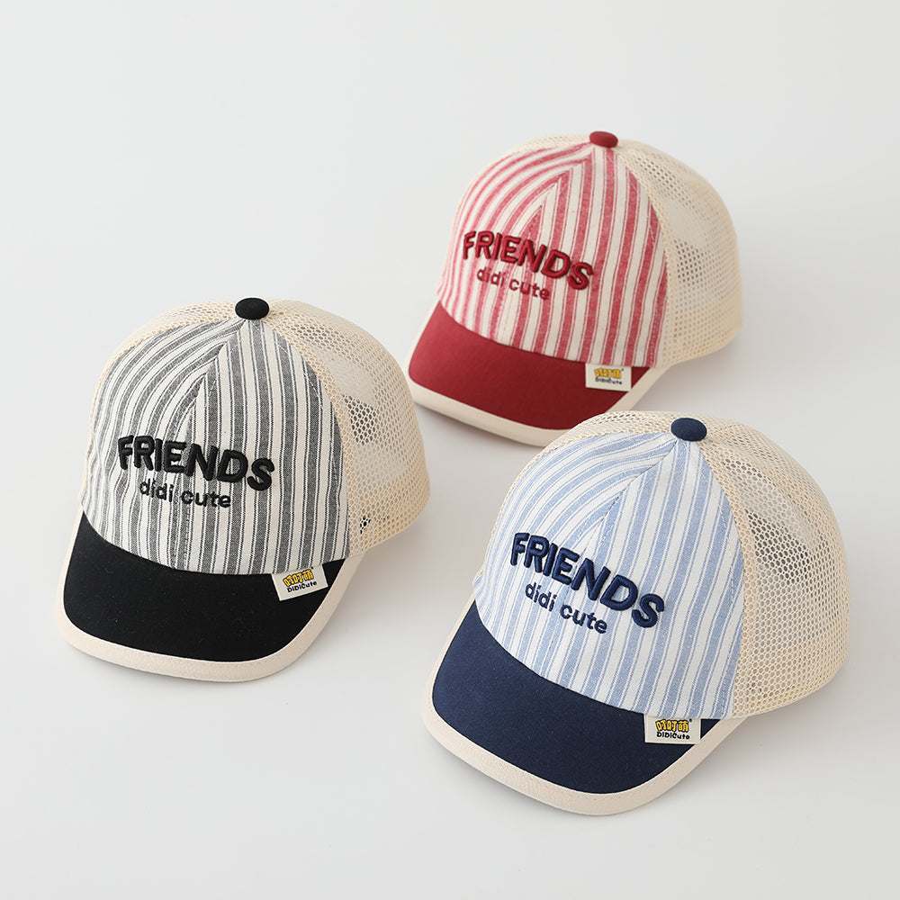 Chapeau d'été avec brim réglable velcro