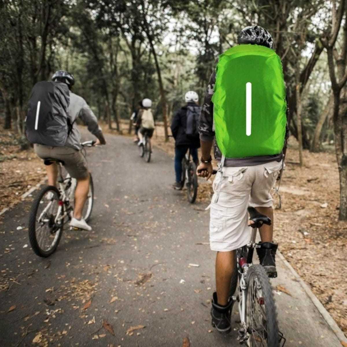 Couverture sac à dos Taille M En noir et vert - Couverture de protection pour les sacs à dos et les voyages - Acce