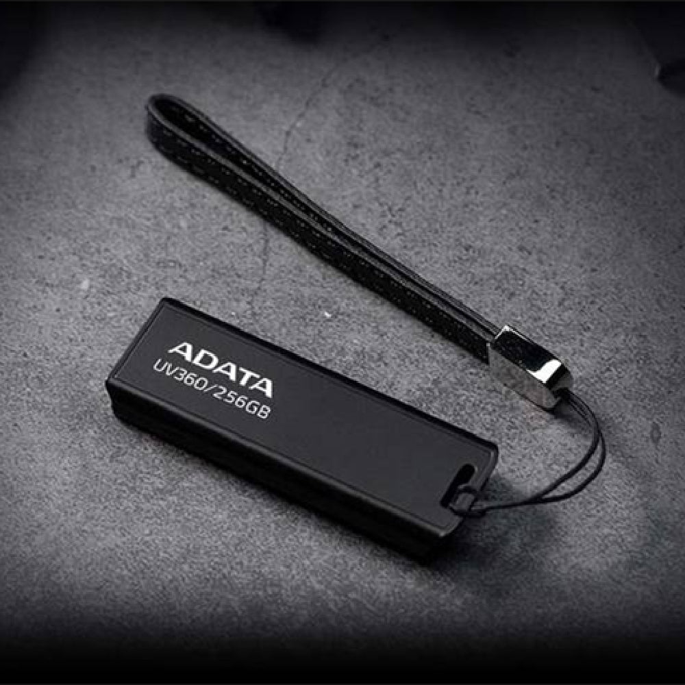 Clé USB polyvalente montée sur voiture