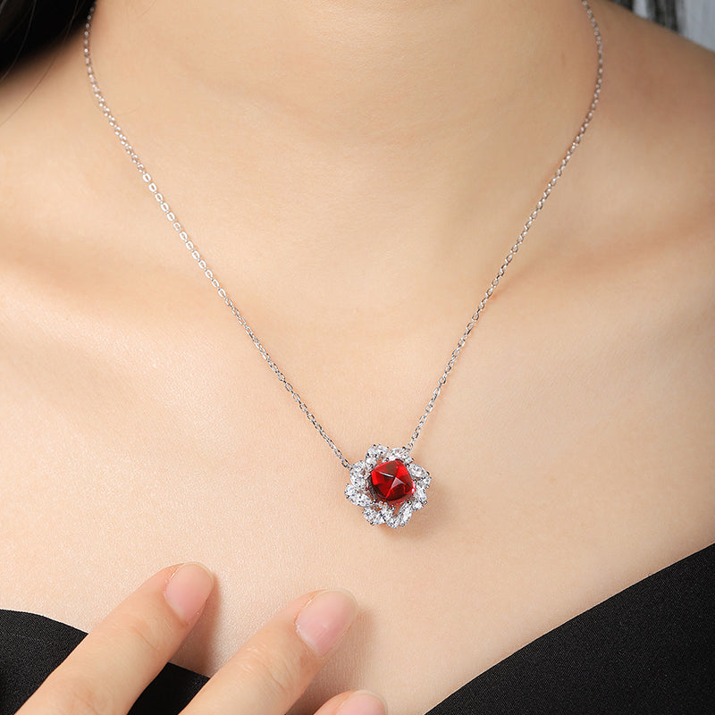 S925 Argent 5.6g Lab-Created Ruby Sapphire Collier émeraude