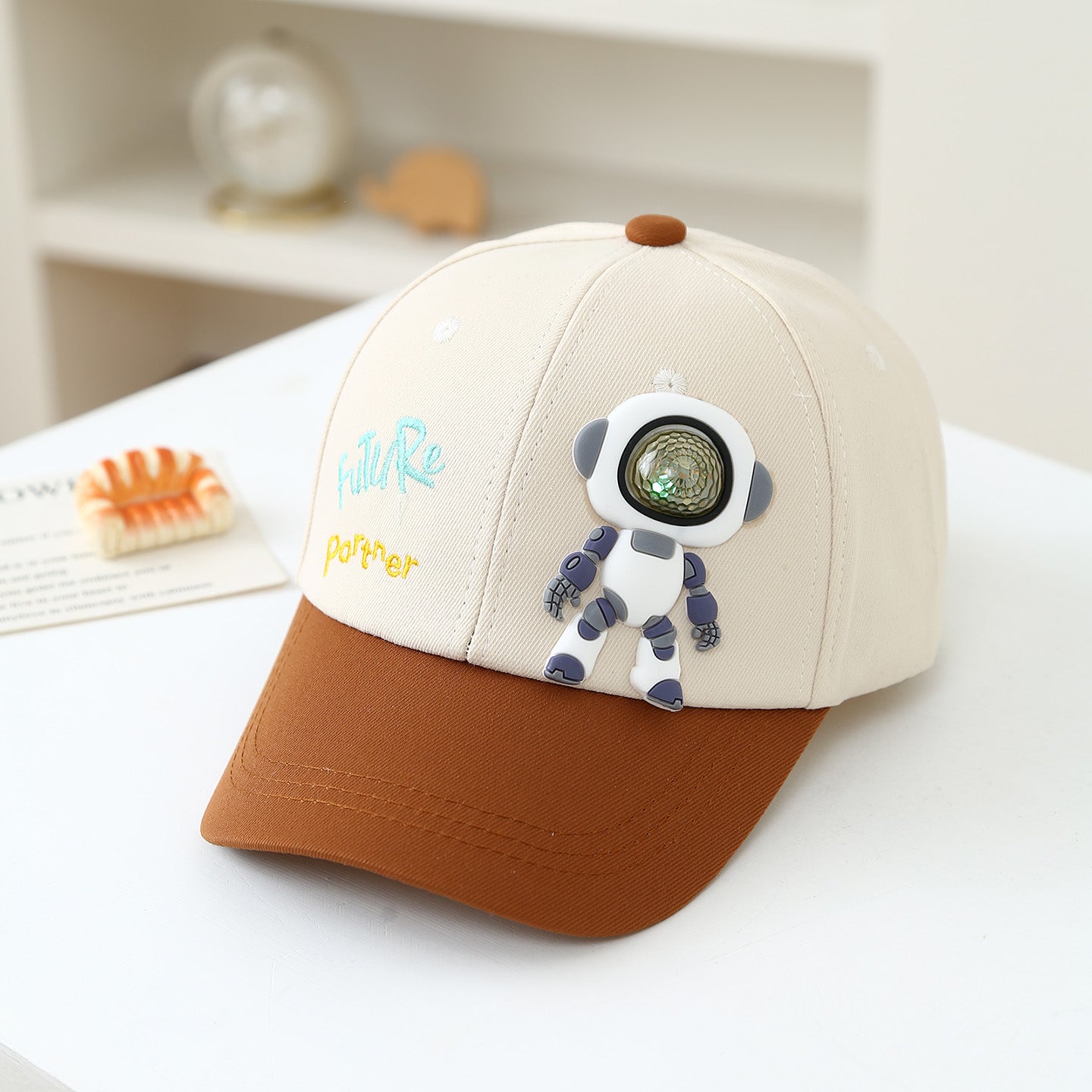 Summer Cute Cartoon Space Robot Chapeau bébé pour enfants pour la protection du soleil extérieur et le quotidien S