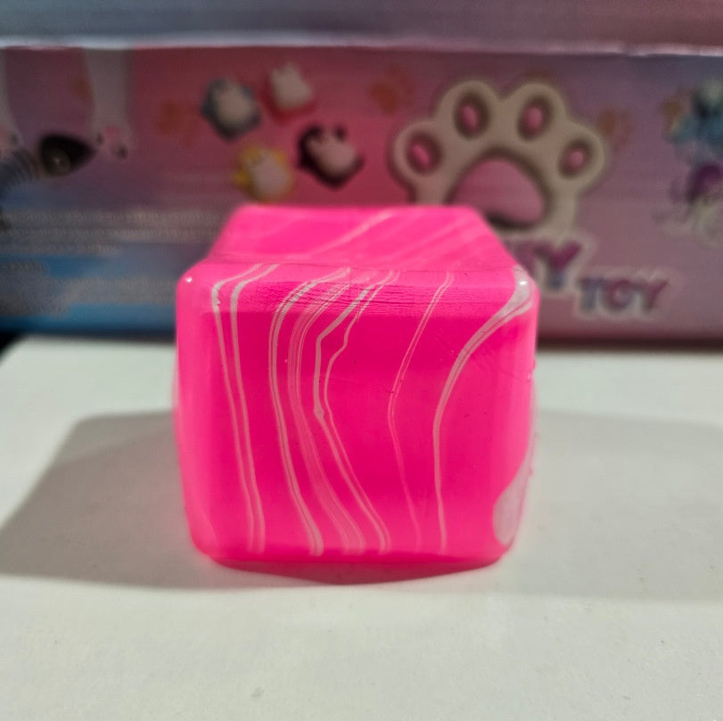 Jouet de colle doux anti-stress en cube d'eau