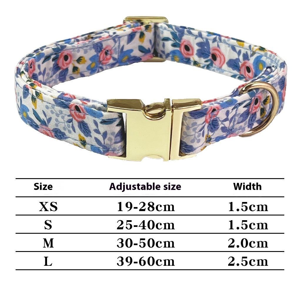 Collier de lettrage d'animal Collier en métal Floral Main tenant corde moyenne Grande laisse de chien